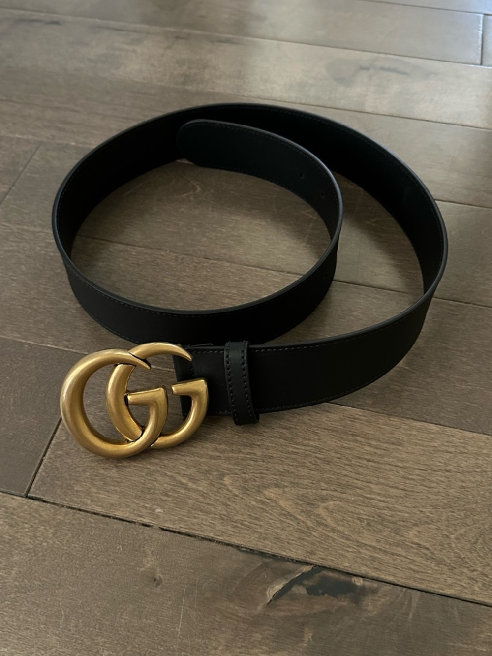 Black Leather Gucci Belt